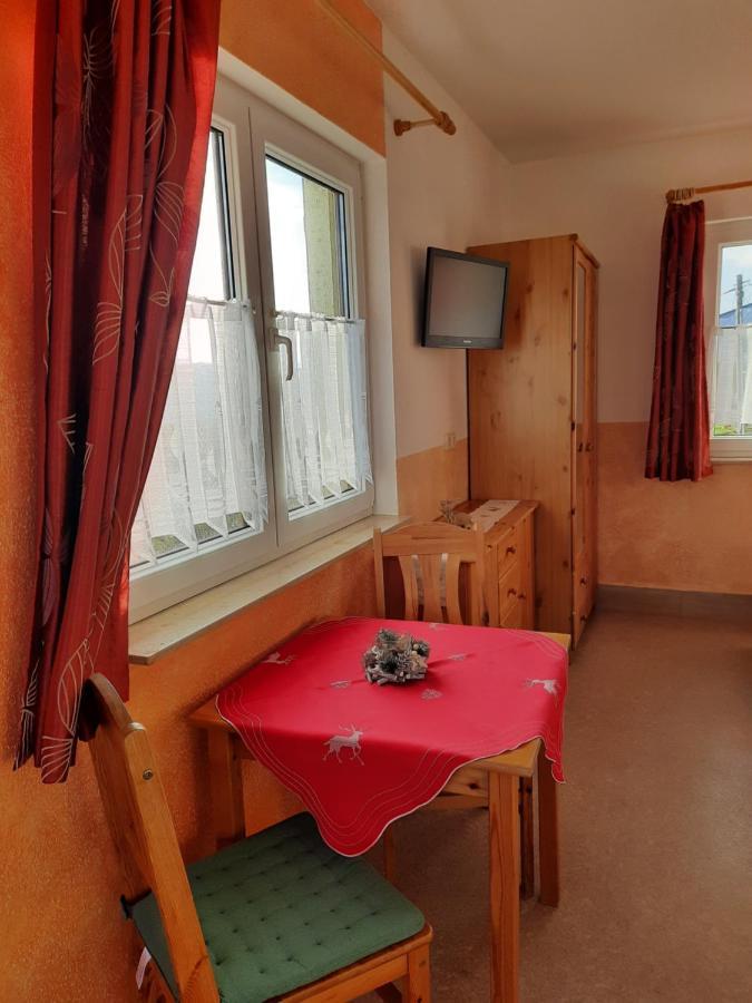 Apartamento Haus Panoramablick Familie Loos Wasungen Exterior foto